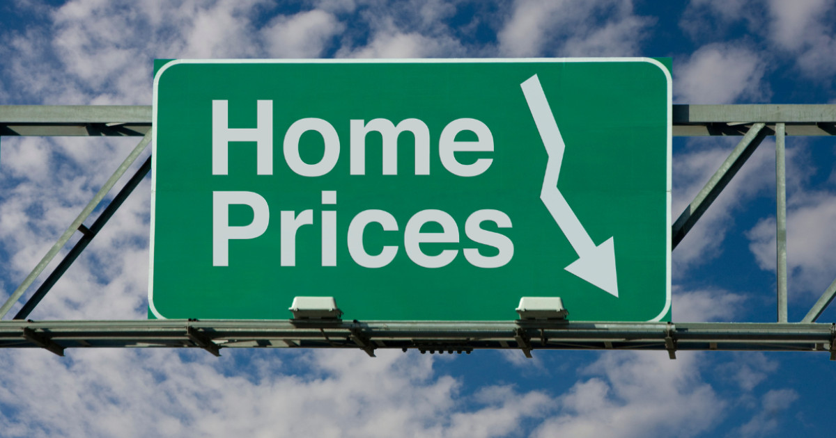 Breaking Records US Median Home Prices Decline, Making It a Great Time