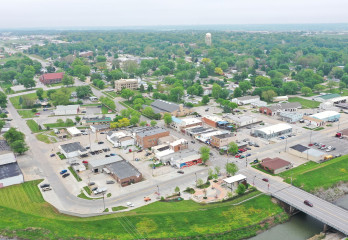 Homes for Sale in Papillion, NE: A Tapes...