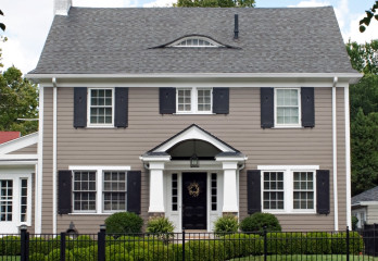 One-Story vs Two-Story Home: Which Is Ri...