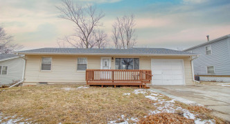 915 Pleasant Drive, Plattsmouth