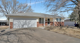 2322 Dawn Drive, Crete