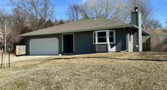 9317 Talmadge Road, Plattsmouth