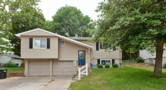 2348 N 143 Street, Omaha