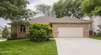 2304 Nelson's Creek Drive, Omaha