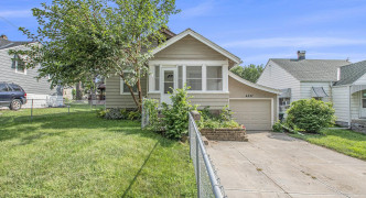 4557 Seward Street, Omaha