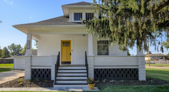 2211 E Military Avenue, Fremont