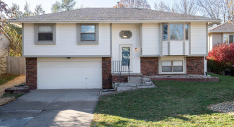 4954 S 167th Avenue, Omaha