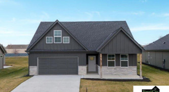 12515 Horizon Circle, Papillion