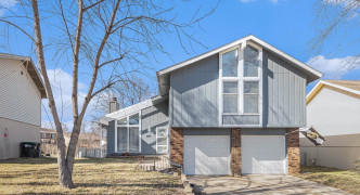 5928 S 136 Street, Omaha