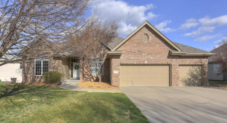 309 Longwood Drive, Papillion