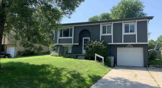 6906 Highland Boulevard, Omaha