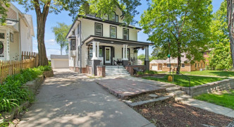 2102 S 33rd Street, Omaha