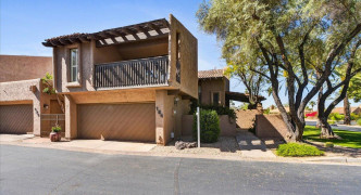 4438 E CAMELBACK Road, Phoenix