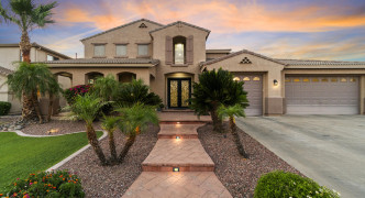 5718 W LUDDEN MOUNTAIN Drive, Glendale