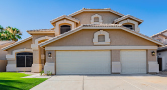 1834 E PINTO Drive, Gilbert