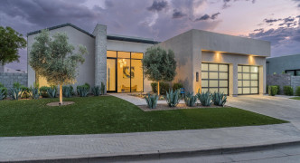 6955 E JOSHUA TREE Lane, Paradise Valley