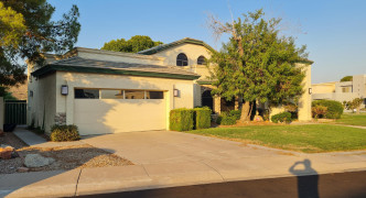 5724 W ARROWHEAD LAKES Drive, Glendale