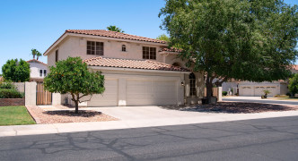 5810 W CHARTER OAK Road, Glendale