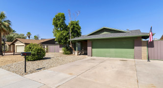 2902 N CHERI LYNN Court, Chandler