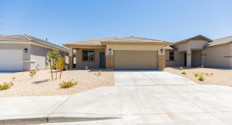 16933 W ALICE Avenue, Waddell