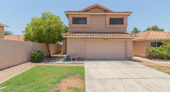 8005 W Paradise Drive, Peoria