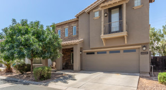 1033 E JULIAN Drive, Gilbert