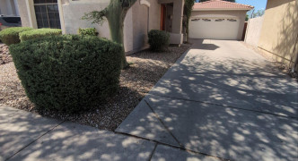 200 W BEECHNUT Place, Chandler