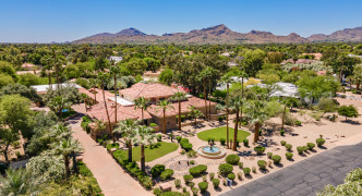 6933 E Fanfol Drive, Paradise Valley