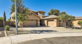 2465 E LA COSTA Place, Chandler