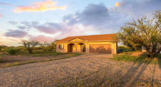 8277 S Airstrip Road, Hereford