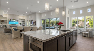 9528 E MOUNTAIN SPRING Road, Scottsdale