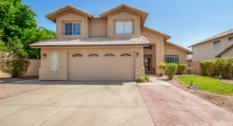 5527 W TONOPAH Drive, Glendale