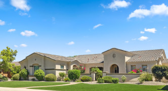 3137 E LA COSTA Court, Gilbert