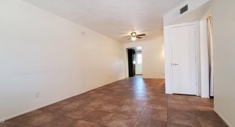 3301 E Earll Drive, Phoenix