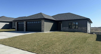 7249 Swiss Alps Avenue, Lincoln