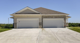 17611 Robin Drive, Omaha