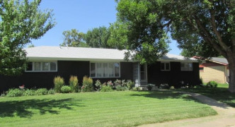 2310 Grand Crescent Drive , Gothenburg