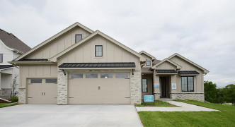 11711 Cove Hollow Drive, Papillion