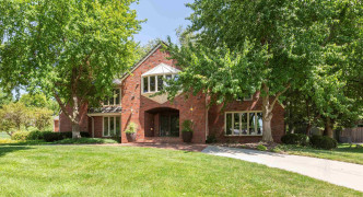 9723 Fieldcrest Drive, Omaha