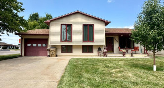 3228 W 18th St , Grand Island