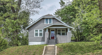 4312 Davenport Street, Omaha