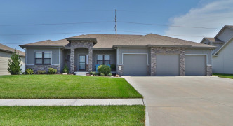 11417 S 114th Avenue, Papillion