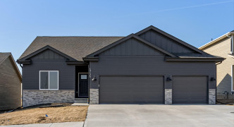 11709 Port Royal Drive, Papillion