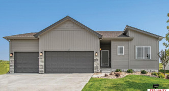 13513 S 49 Street, Papillion