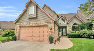 15 Ponderosa Dr , Grand Island