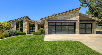 21854 Hillandale Road, Elkhorn