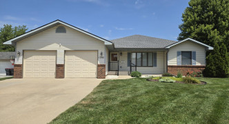 1202 Crestview , Beatrice