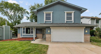 810 Tara Road, Papillion