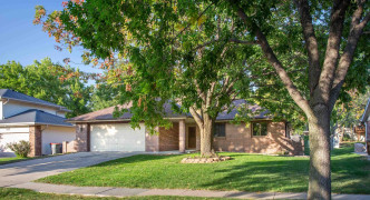 6524 Crooked Creek Drive, Lincoln