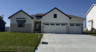 12006 S 113 Avenue Circle, Papillion